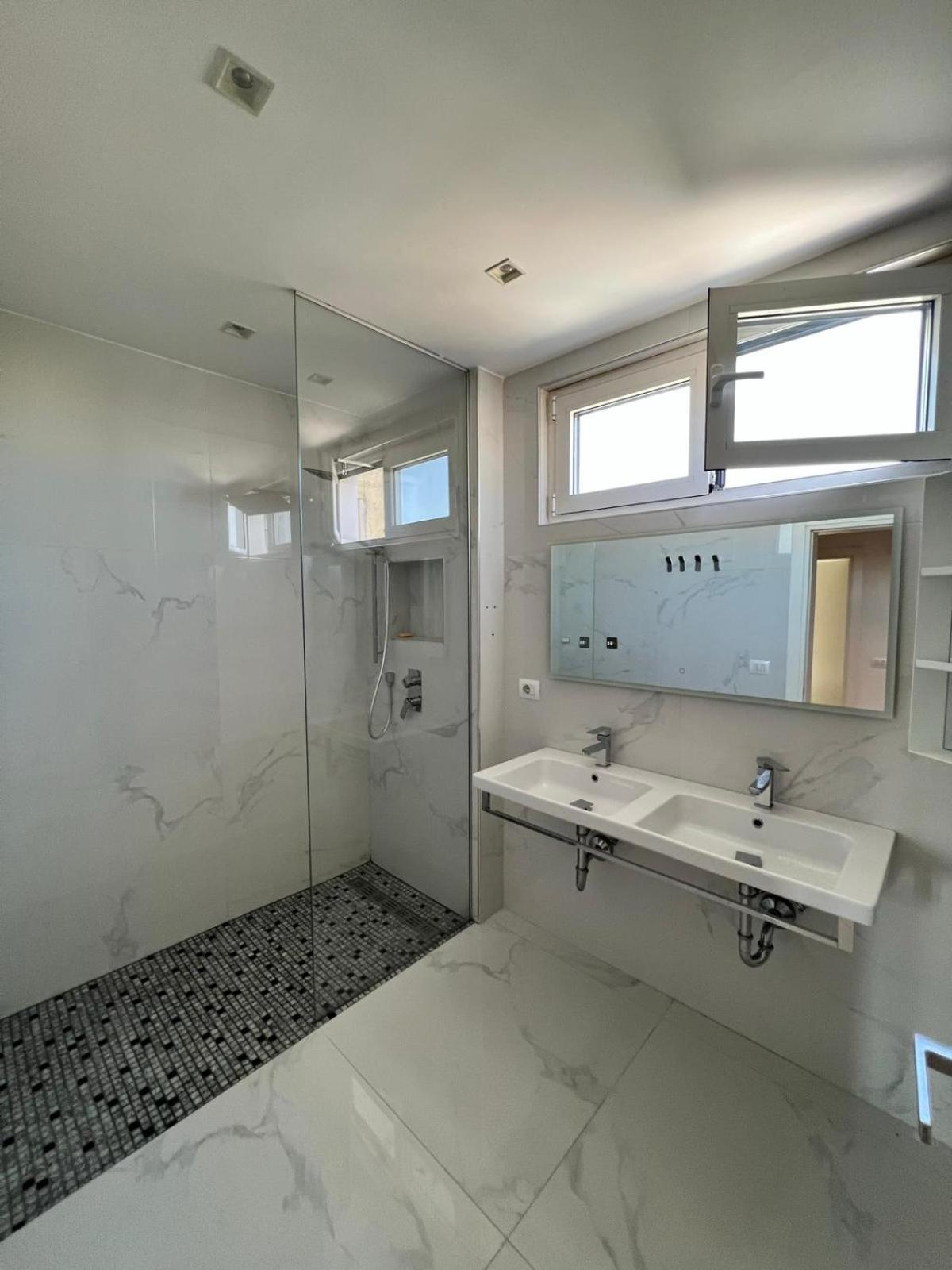 Ferienwohnung Tirana Loft Living Exterior foto